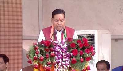 पुष्कर सिंह धामी ने दूसरी बार उत्तराखंड के मुख्यमंत्री पद की शपथ ली